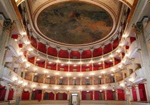 location matrimonio civile in teatro